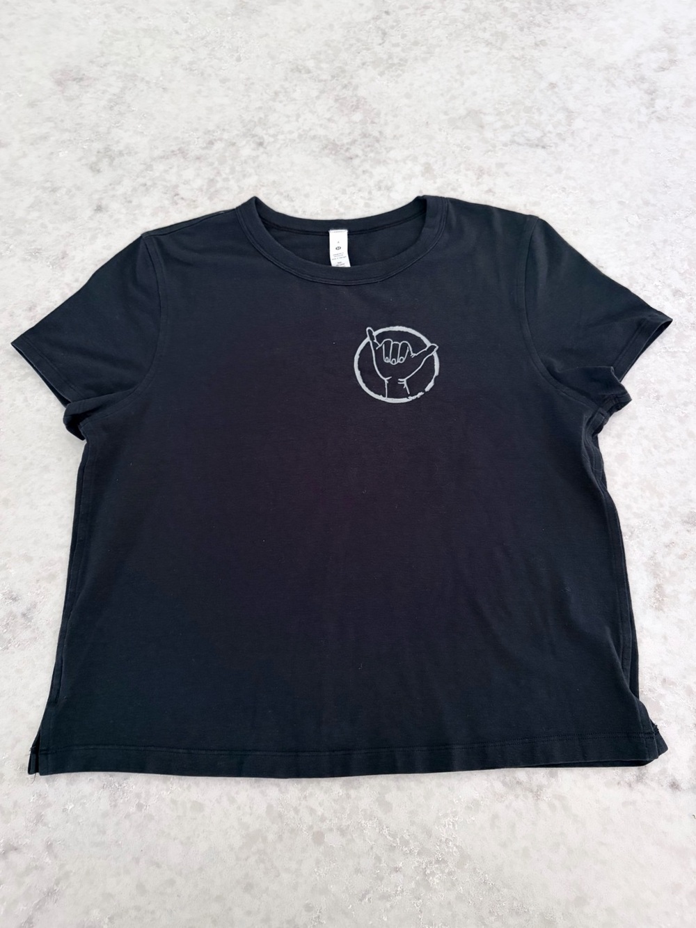 Lululemon Hawaii Shaka Tee - Black / Size 4 Rare